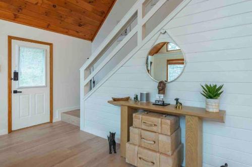 Fotografie z fotogalerie ubytování Modern Cabin 3/2 with cover garage v destinaci Burnsville