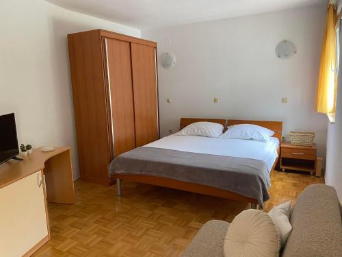 Apartment Begić Makarska