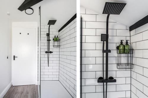 een badkamer met witte metrotegels en een douche met wijnflessen bij Chester Stays - Beautiful loft apartment with parking in Chester