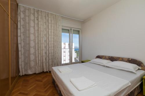 Apartment Dionis