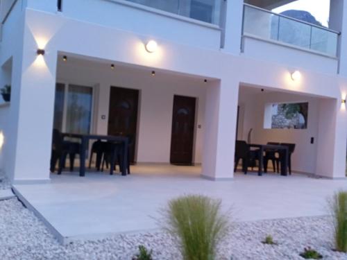 Φωτογραφία από το άλμπουμ του Q Luxury Rooms Paleros στην Πάλαιρο