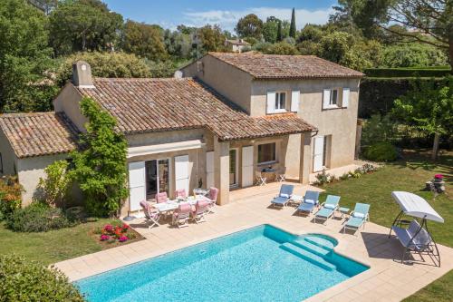 Photo de la galerie de l'établissement LA CARONATH Villa for 7 by Sunset, à Roquefort-les-Pins