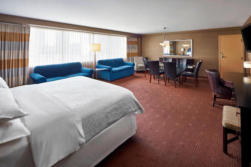 Sheraton Inner Harbor Hotel Image