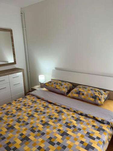 Apartman Floraにあるベッド