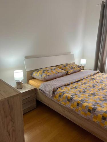 Apartman Floraにあるベッド