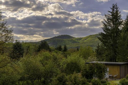 別荘から撮影された、または一般的な山の景色