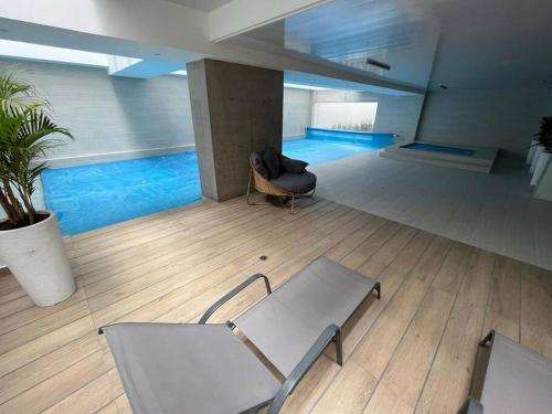 Bazén v ubytování Sky View Studio - Best Area Quito nebo v jeho okolí