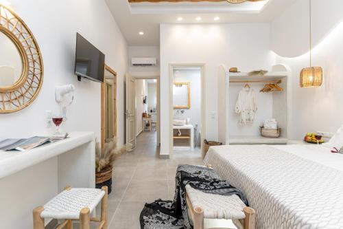 Фотография из галереи Porto Dema Luxury Suites в городе Схинуса