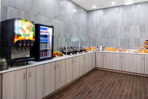 a room with a vending machine and a television at Fairfield by Marriott Inn & Suites Buckeye Verrado in Buckeye