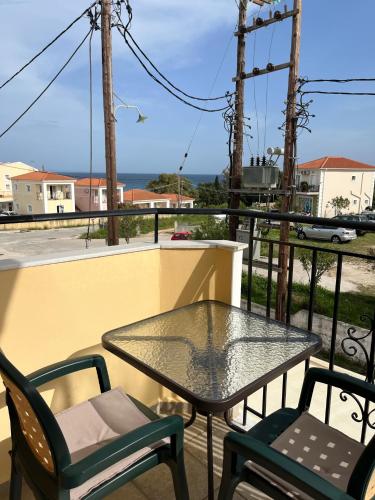 Μπαλκόνι ή βεράντα στο Dina Apartment