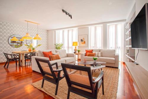 Genteel Home Uncibay