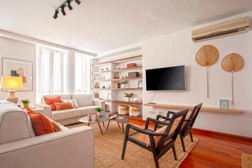 Genteel Home Uncibay