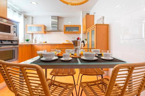 Genteel Home Uncibay
