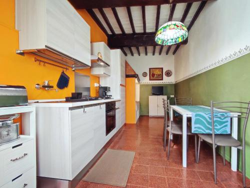 Il Bacio Del Sole San Gimignano Apartments
