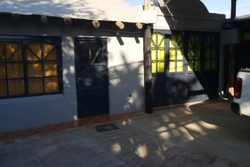Alquilo Casa, 2 Dormitorios y 1 Baño