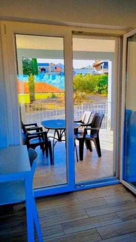 Kolam renang di atau dekat dengan Matoc apartments
