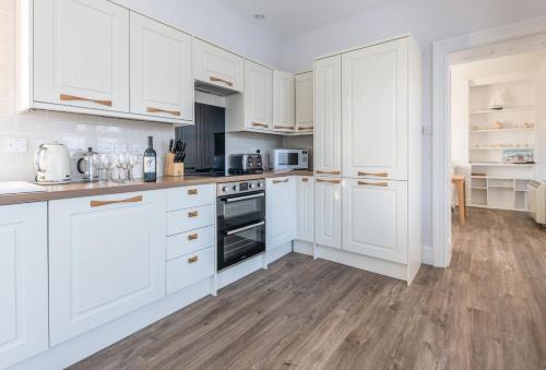 Gurnard Cottage – Photos 2