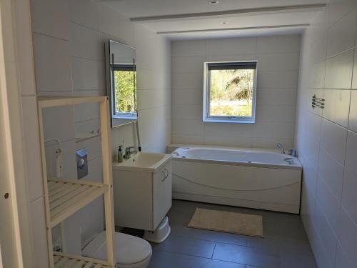 ห้องน้ำของ Holiday home - Your dream vacation awaits in Massfjorden