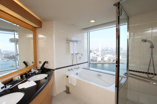 Bilik mandi di InterContinental Tokyo Bay by IHG