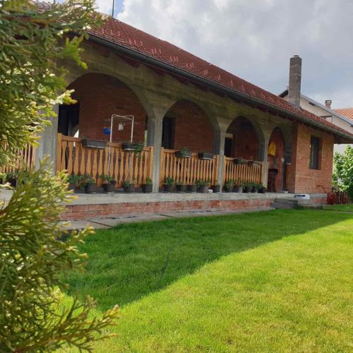 Gallery image of Domaćinska kuća in Arandjelovac