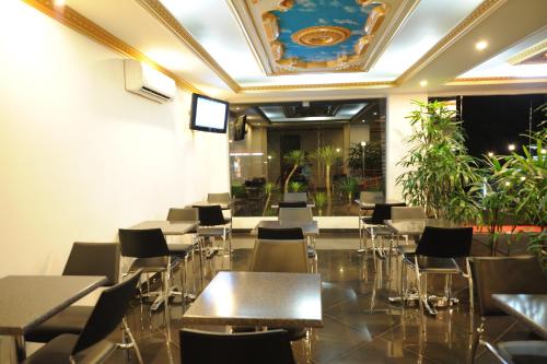 Ruang duduk di Wirton Hotel