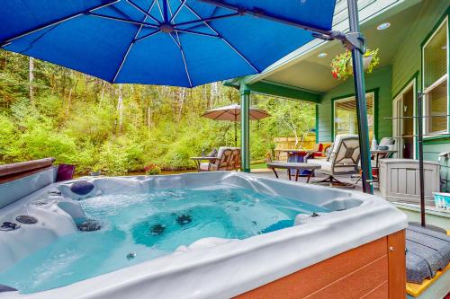 Πισίνα στο ή κοντά στο Tahuya River Lodge #3