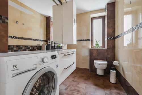 Kúpeľňa v ubytovaní Apartament w Centrum Szczawnicy