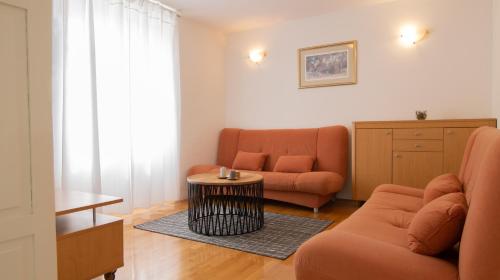 Χώρος καθιστικού στο Mozart apartments