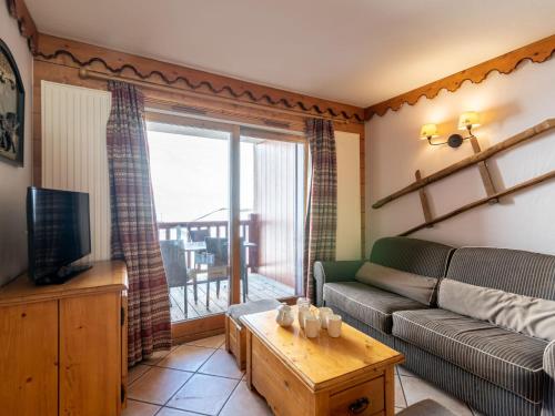 Apartment Ecrin des Neiges - Val Claret-4 by Interhome