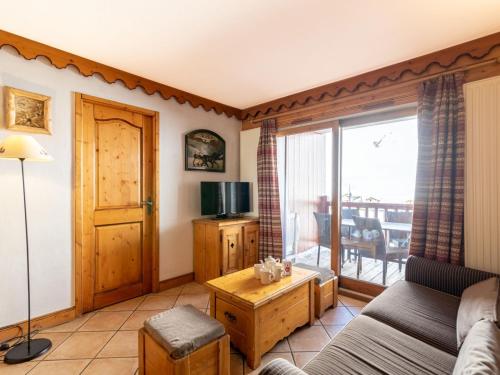 Apartment Ecrin des Neiges - Val Claret-4 by Interhome