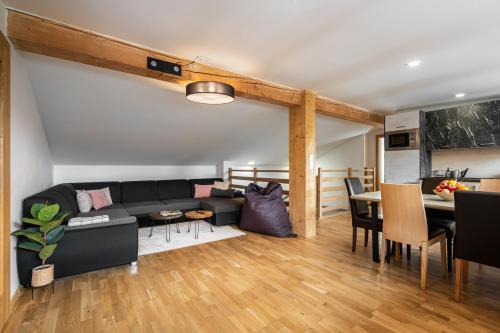 Posezení v ubytování Apartments Srdiecko - Sauna in Smaller apt - Highest in Central Europe - Fireplace - In the forest