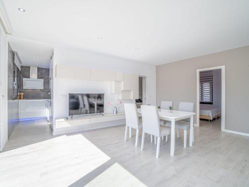 Holiday Home Medes by Interhome