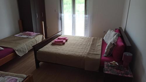 Katil atau katil-katil dalam bilik di Village house - Novak Rijecani