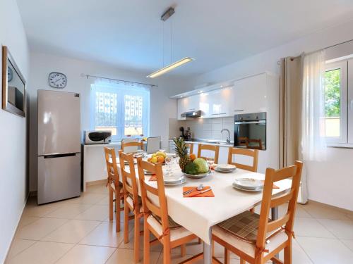 Holiday Home Villa Vesna by Interhome