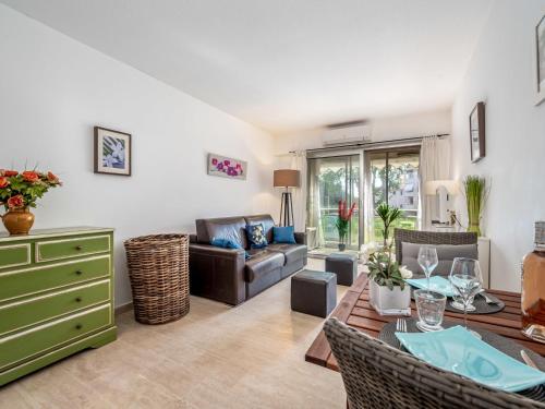 Photo de la galerie de l'établissement Apartment Les Sablons by Interhome, à Cannes