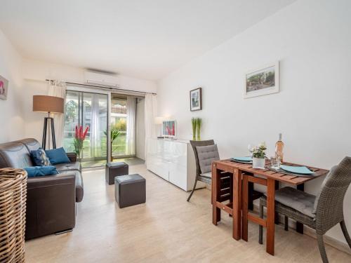 Apartment Les Sablons-2 by Interhome