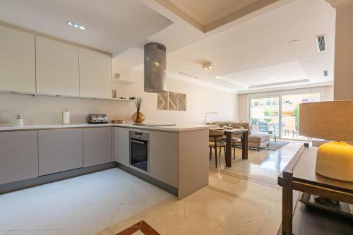 Fotografie z fotogalerie ubytování Aloha Hill Club Resort Style Apartment v destinaci Marbella