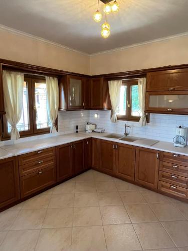 Loula's Holidays Apartment with Balcony close to Corfu Town