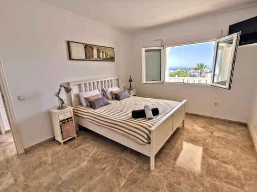 Villa with Heated Pool
