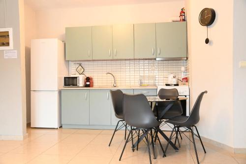Dapur atau dapur kecil di Amazing Apartment