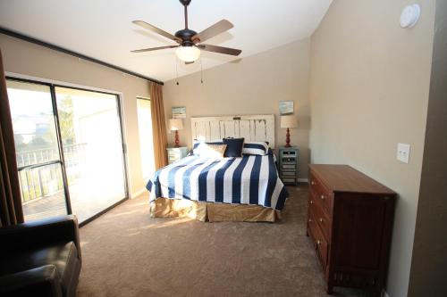 Postel nebo postele na pokoji v ubytování Mainsail #5 Scenic 98 Florida Beach Rentals Townhome