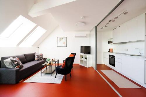 Julius 25 - Modern Comfort, 5 Mins to City Center