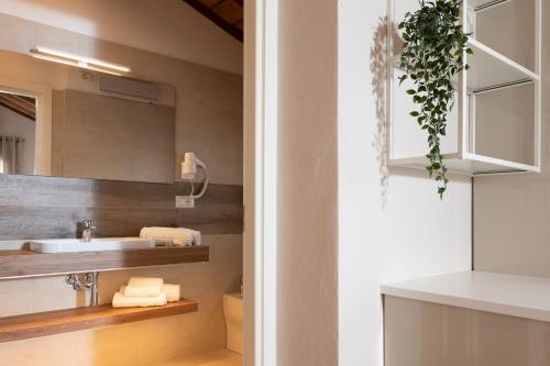 Ένα μπάνιο στο Podere n.8 Bio Casale Maremma