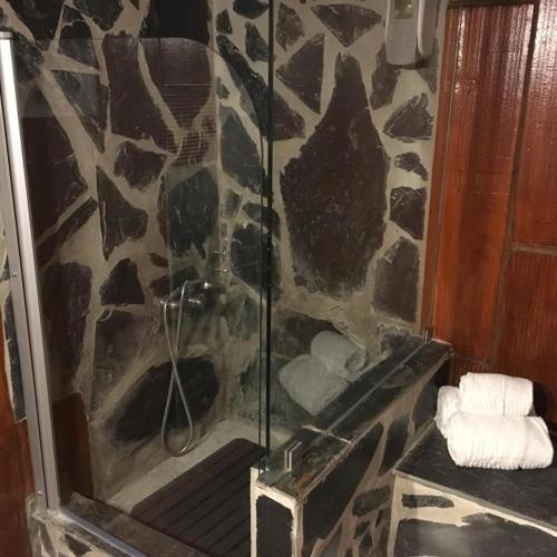 Kamar mandi di Lusitaurus
