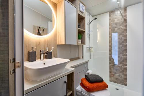Ένα μπάνιο στο Elite Holiday Caravan