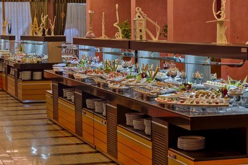 Đồ ăn tại/gần khách sạn