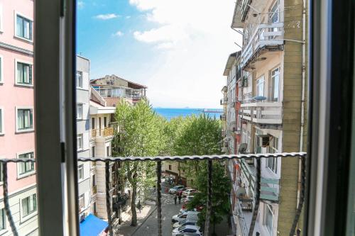 Nespecifikovaný výhled na moře nebo výhled na moře při pohledu z hotelu