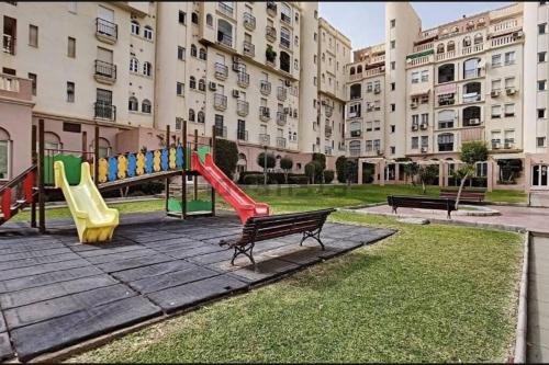 Zdjęcie z galerii obiektu Holidays - beautiful apartment w mieście Torremolinos