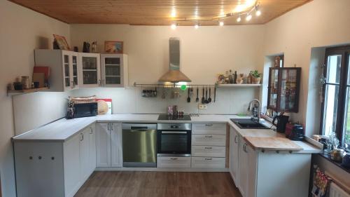Una cocina o cocineta en Chalupa bez hranic