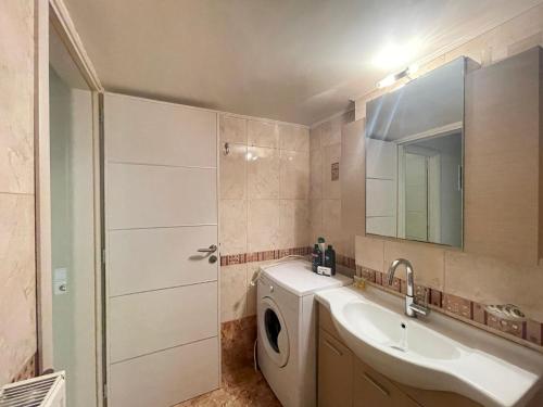 Ένα μπάνιο στο Poseidon - Voula seaside apartment